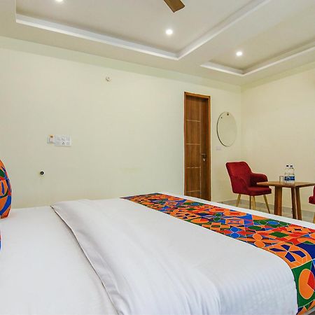 Fabhotel Meridian Inn Mohali Exterior foto